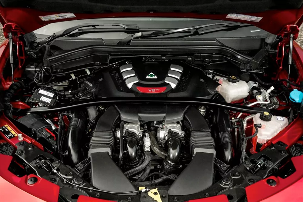 Alfa Italia Alfa Romeo servicing and repair Surrey and Sussex